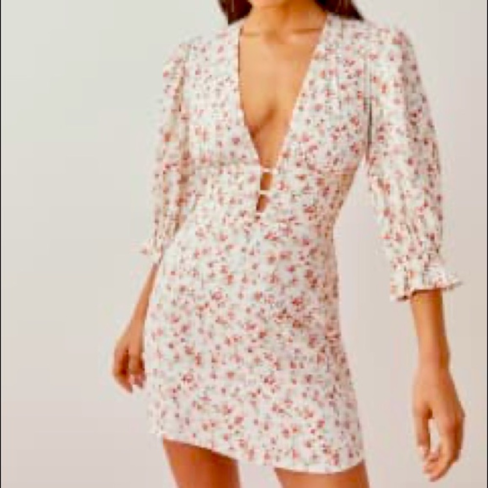 Beautiful Brand New Reformation Marina Dress. Worn once for a photo shoot